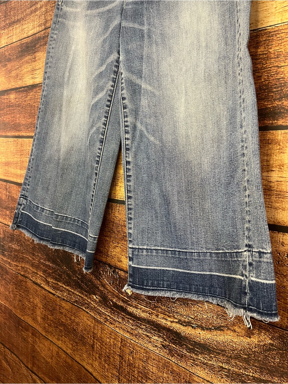 American Eagle Outfitters Festival Crop Cullotte Jeans Size 8 - Picture 2 of 6